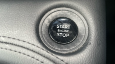 Nissan Juke 1.0 DiG-T N-Connecta 5dr DCT Petrol Hatchback